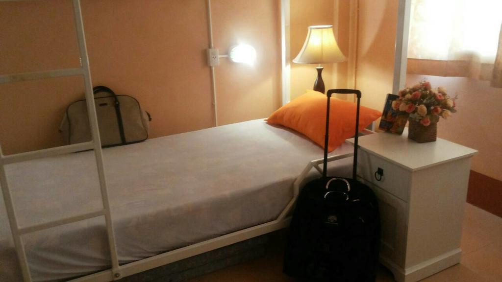 Cube Hostel Krabi town Rum bild