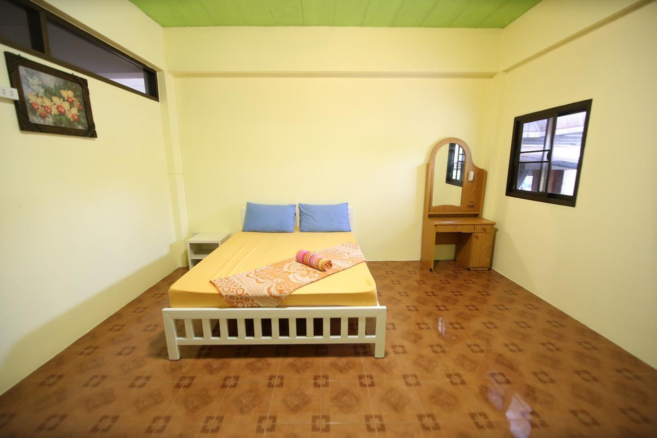 Cube Hostel Krabi town Exteriör bild