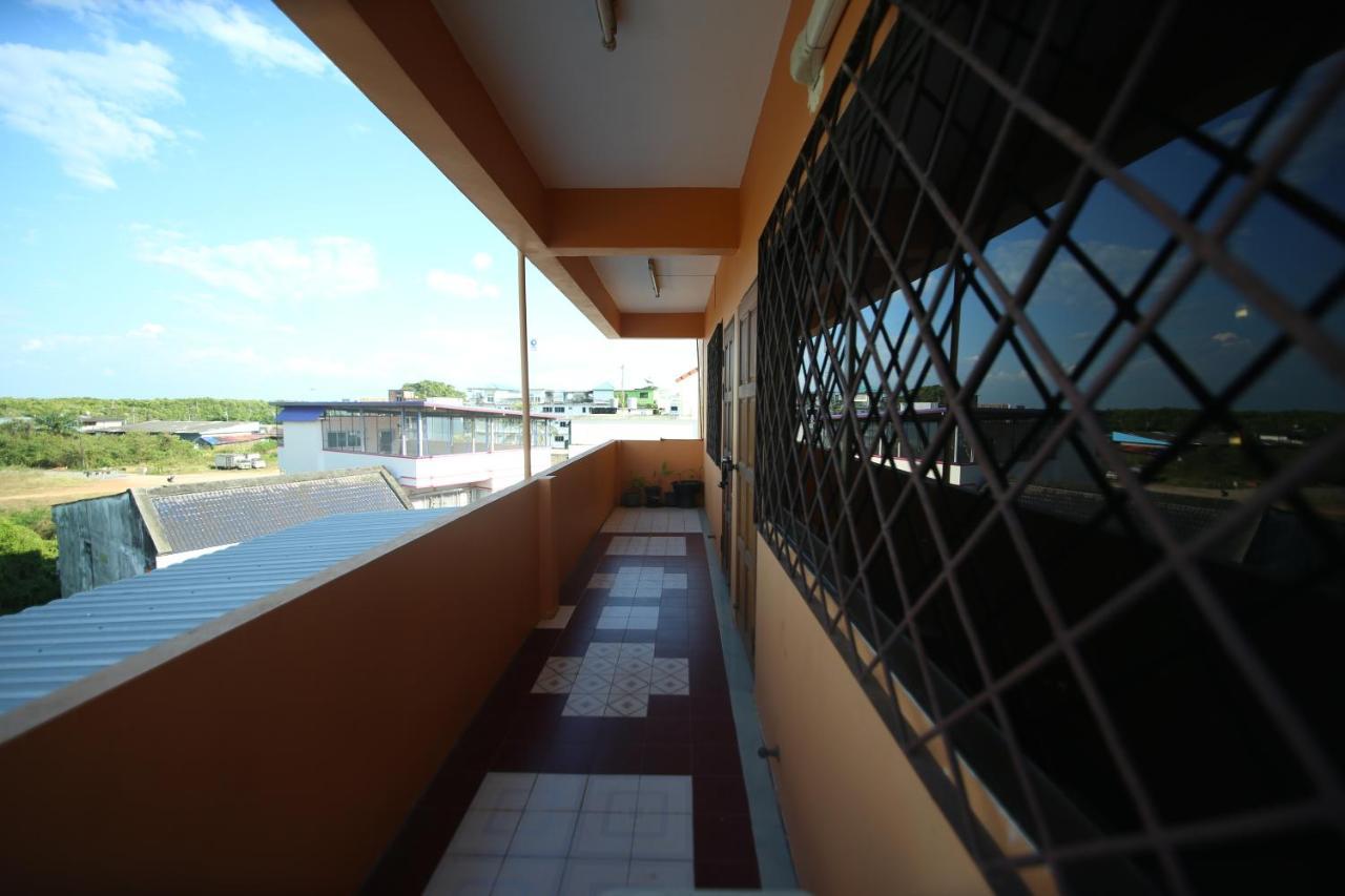 Cube Hostel Krabi town Exteriör bild