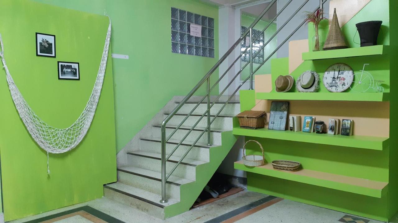 Cube Hostel Krabi town Exteriör bild