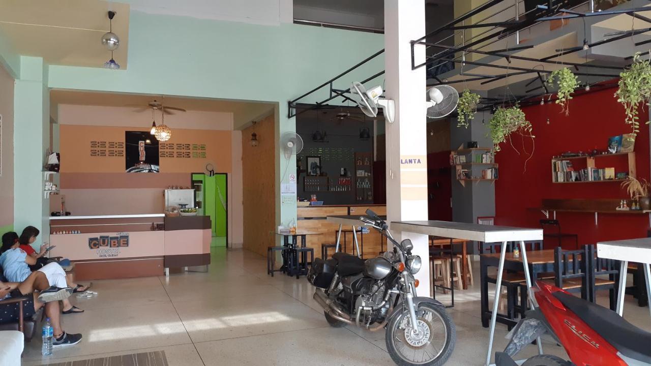 Cube Hostel Krabi town Exteriör bild
