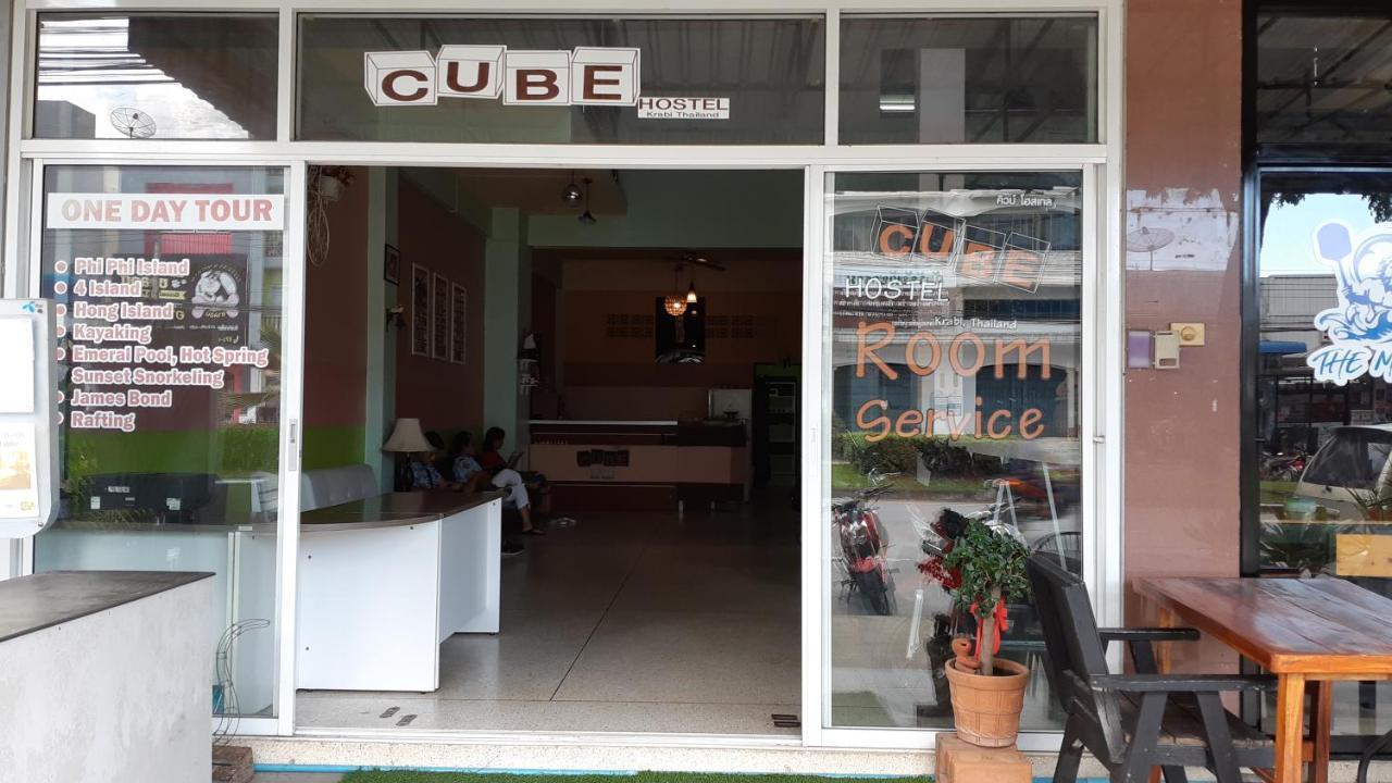 Cube Hostel Krabi town Exteriör bild