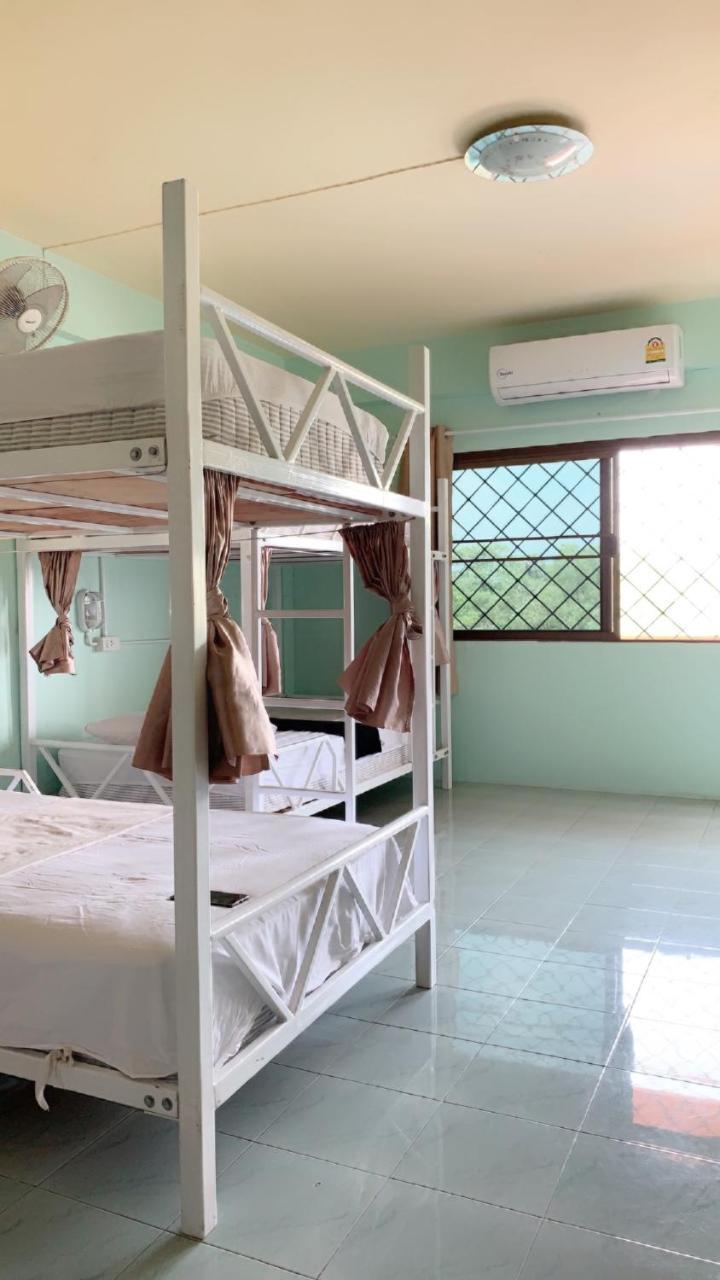 Cube Hostel Krabi town Exteriör bild