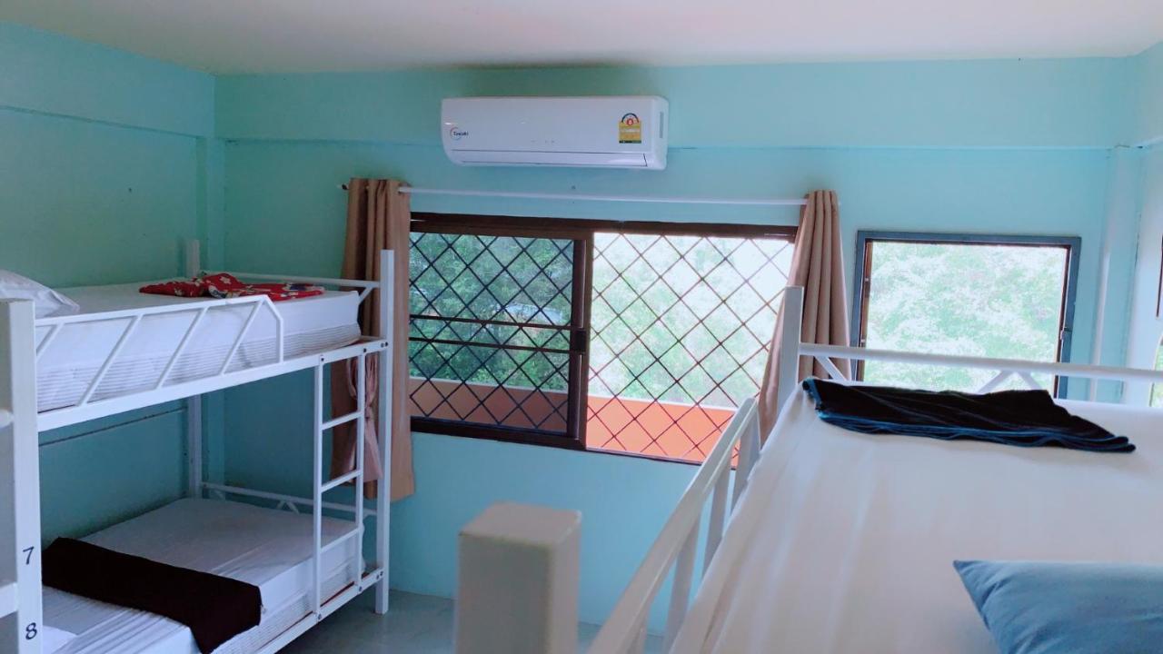 Cube Hostel Krabi town Exteriör bild