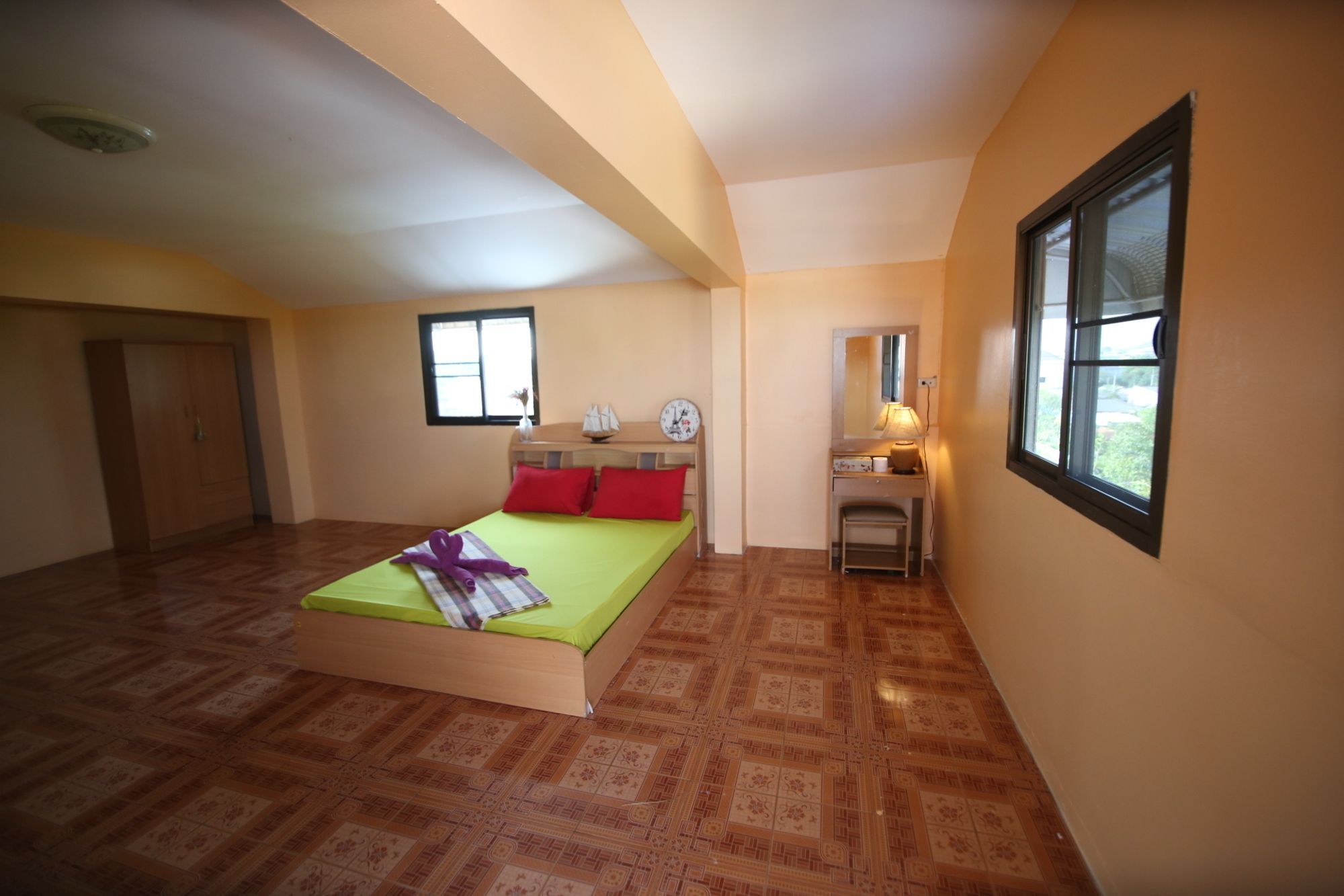 Cube Hostel Krabi town Exteriör bild